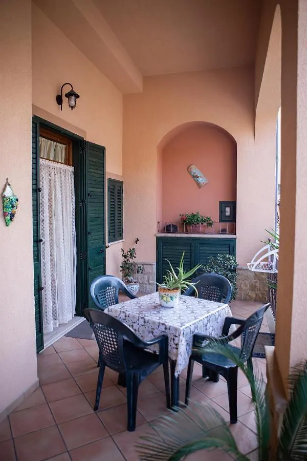Casa Caronia Marina Near Cefalu